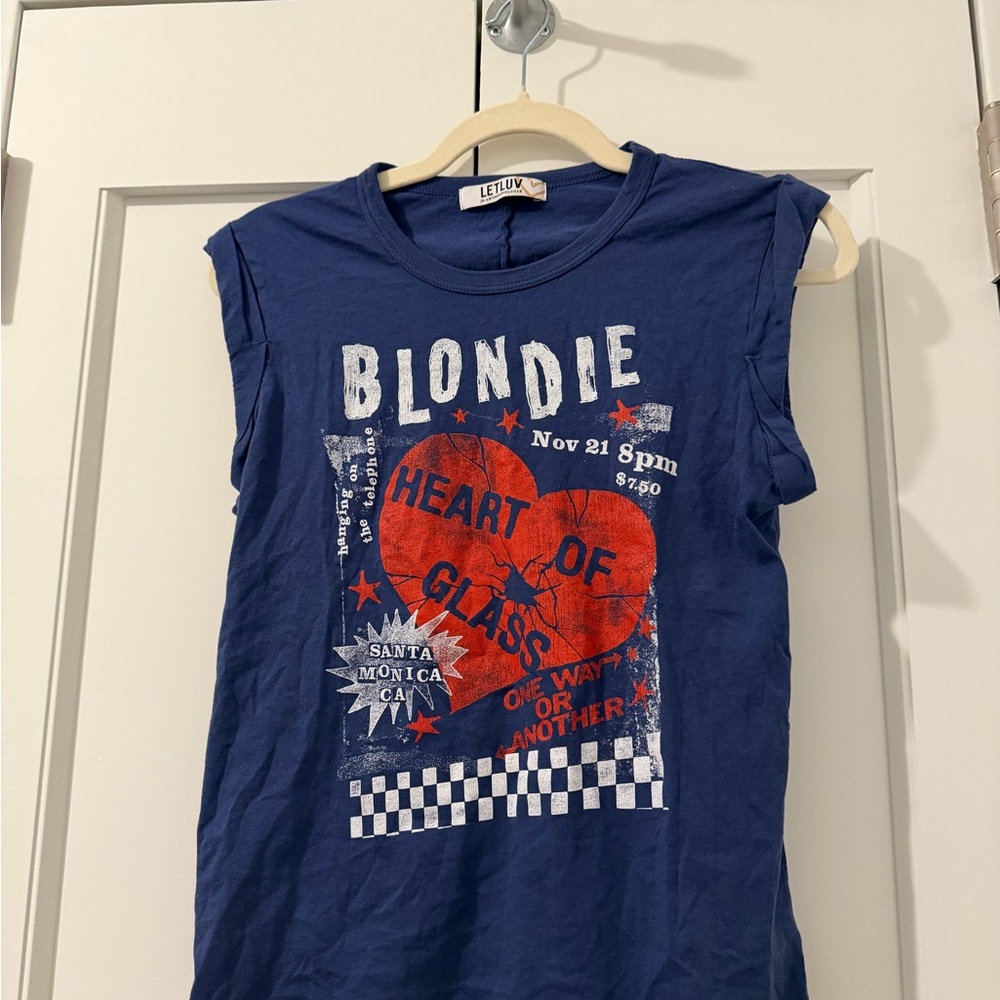 "Blondie Heart of Glass" Graphic Muscle Tee - Navy/Red